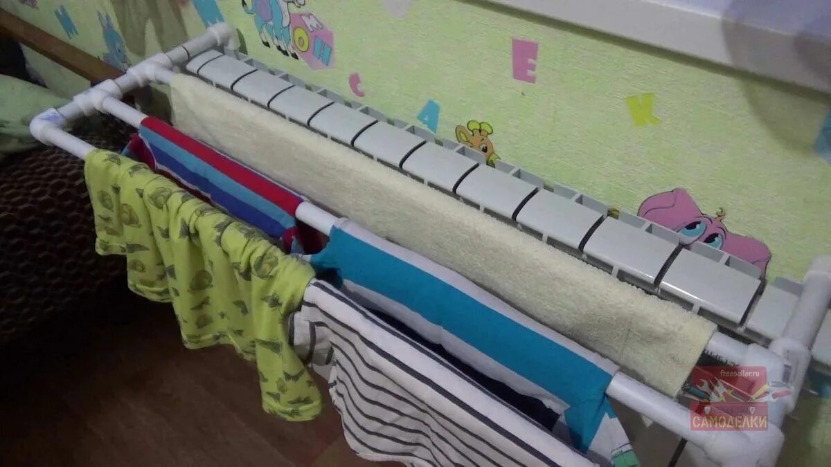 Сушилка боп трубы пвх. Сушка для белья из полипропиленовых труб. Сушилка для белья из полипропиленовых труб. Полипропилен сушилка. Сушилка для белья из полипропиленовых труб складная.