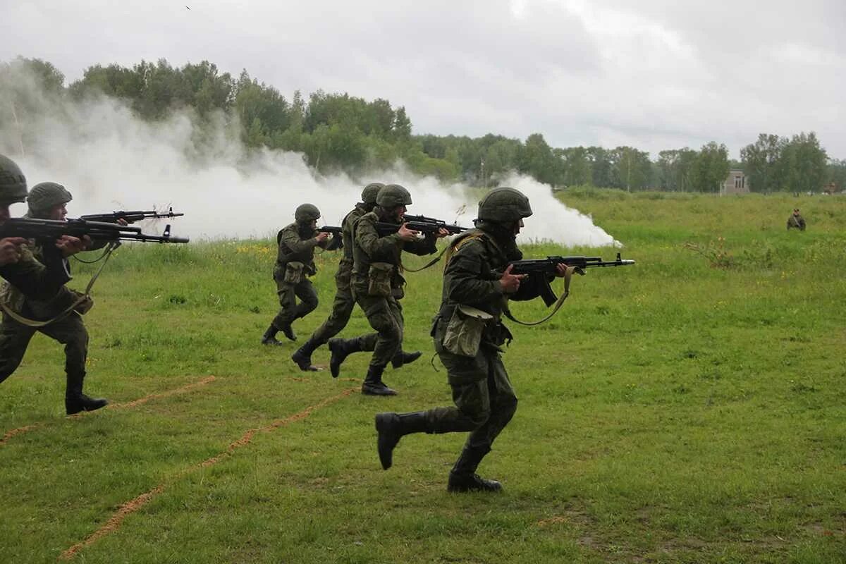 Вооруженные силы наносят