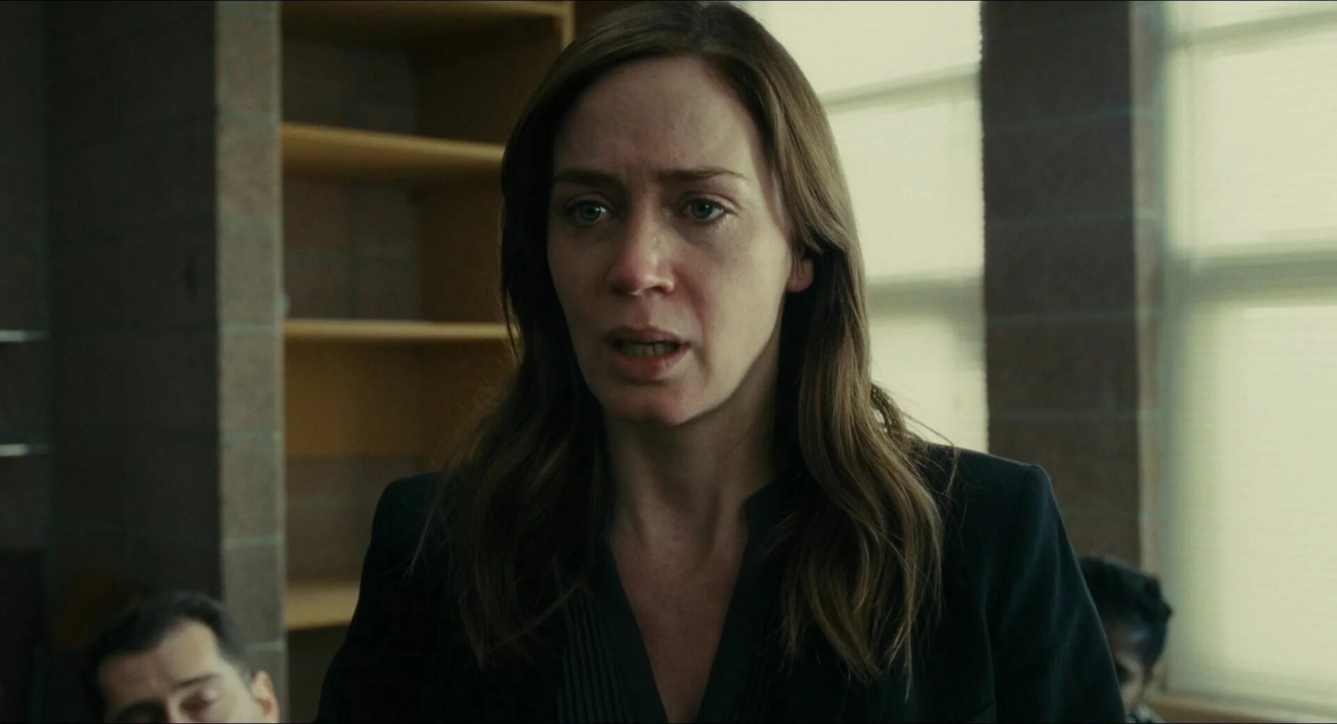 Девушка в поезде 4. Девушка в поезде 4. Красивая девушка в электричке. Пола хокинс "девушка в поезде". Девушка в поезде кадры из фильма.