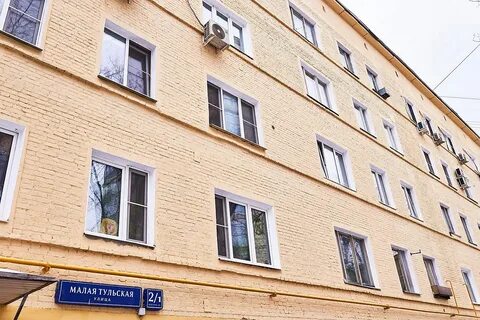 По какому адресу находится первый капитальный дом