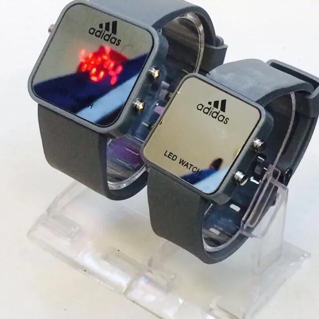 Часы led watch. Адидас лед вотч. Адидас лед вотч часы. Смарт часы адидас led watch. Часы адидас led watch оригинал.