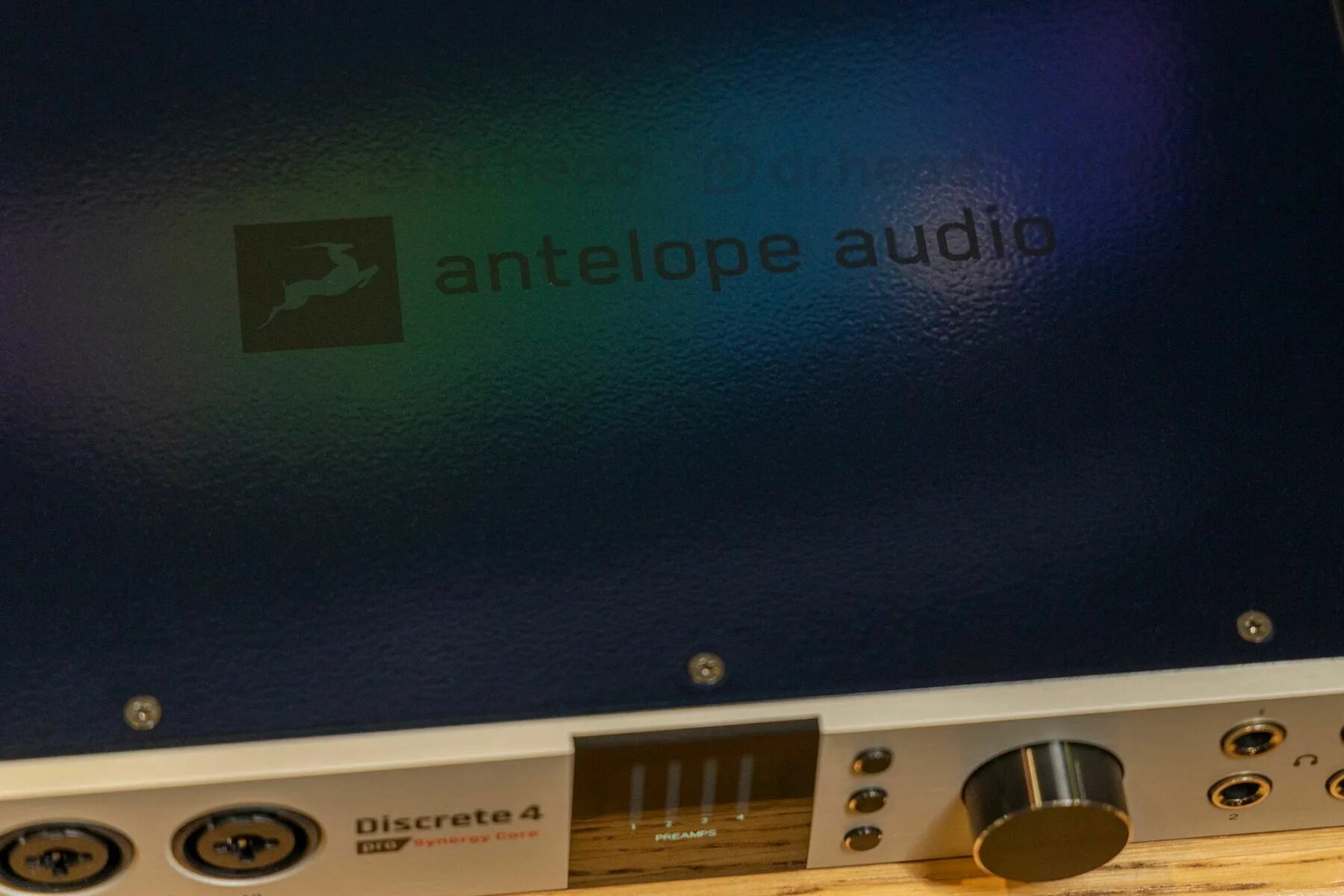 Antelope discrete 4 synergy core. Antelope audio discrete 4. antelope audio orion32+ gen4. zen q synergy core\.