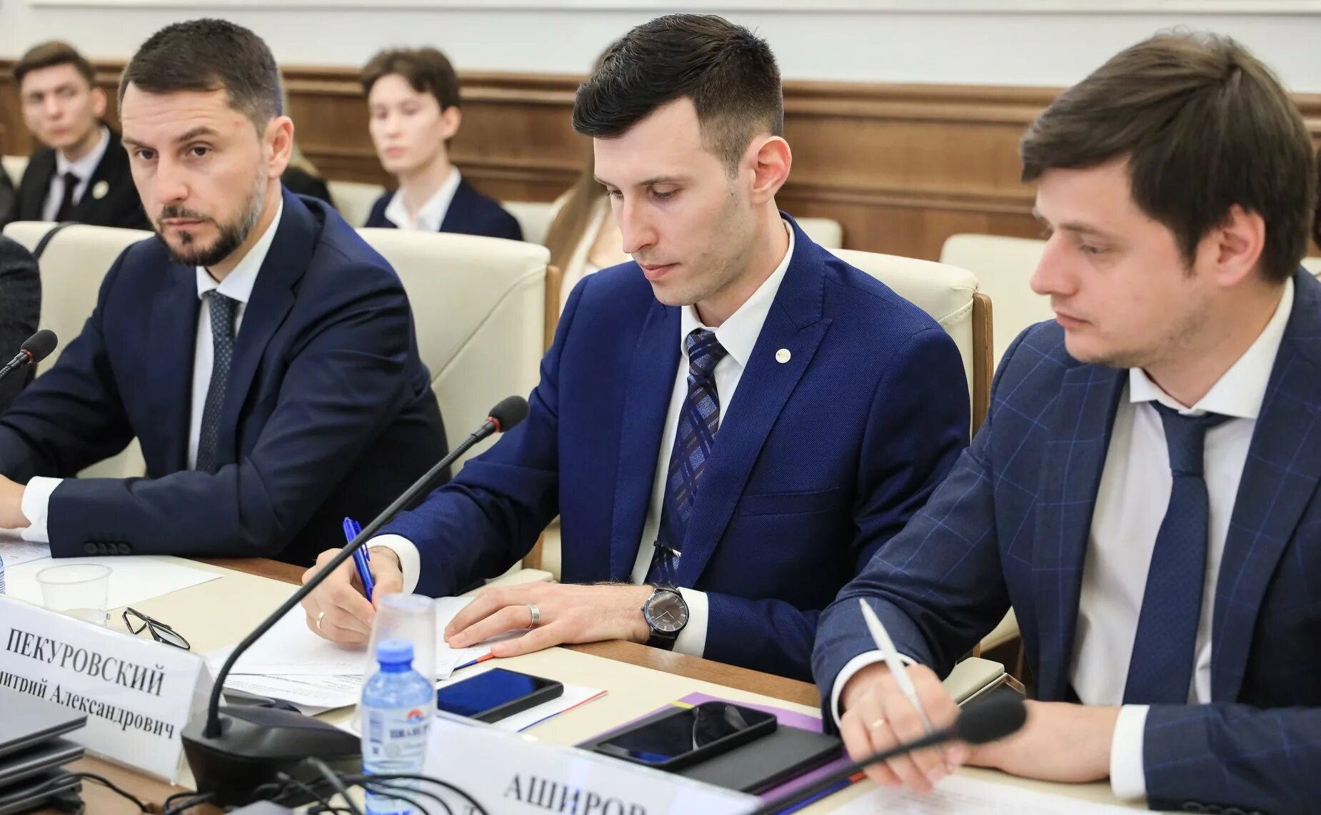 Аширов росмолодежь. Росмолодежь андрей аширо. Денис аширов росмолодежь. Аширов росмолодежь. Аширов денис валерьевич.