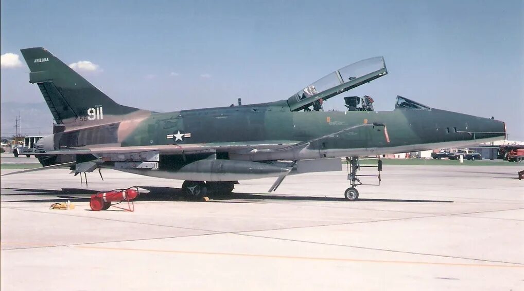 F 100. Норт американ f-100 «супер сейбр»,сша поставлен на вооружение. wptr-100f. сурпо-m100/f100/1.6. во100-f2.