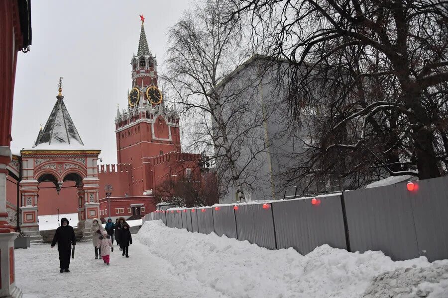 Почему закроют красную площадь 31 декабря. Кремль. красная площадь закрыта. красную площадь закрыли. красная площадь закрыта 2025.