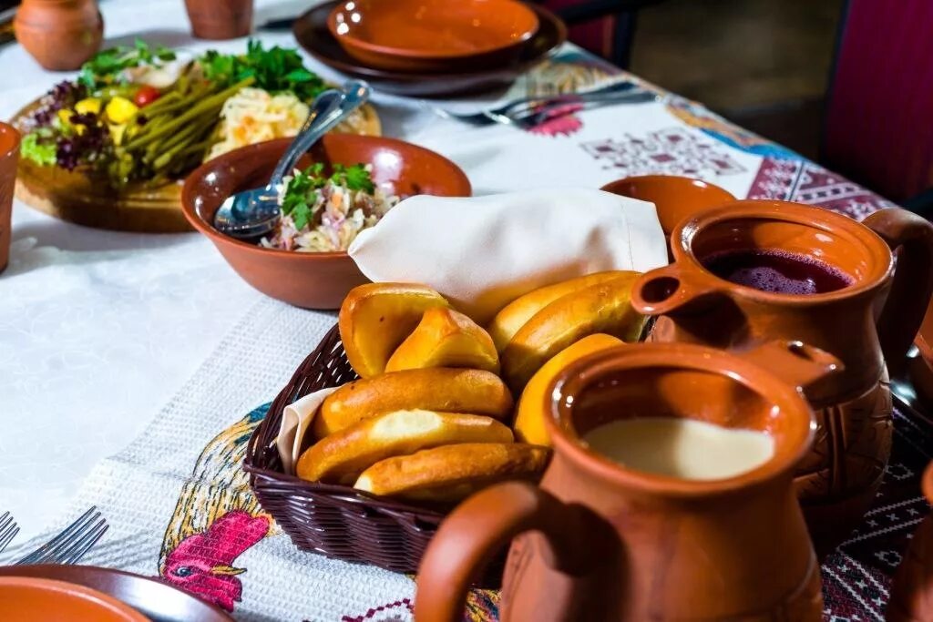 Коми кухня ресторан. Коми пермяки национальные блюда. национальные блюда коми пермяков. традиционная кухня коми пермяков. национальная еда коми зырян.
