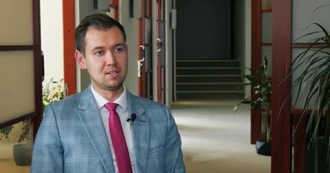 Адвокаты требуют деньги