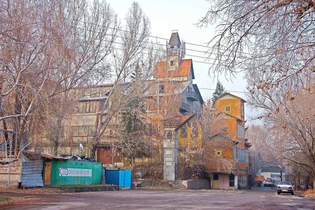 Эльмира гостевой дом 2*. Эльмира гостевой дом адлер 2. Станиславского 43. Станиславского, 43/1. Мира 22 омск биомедсервис.