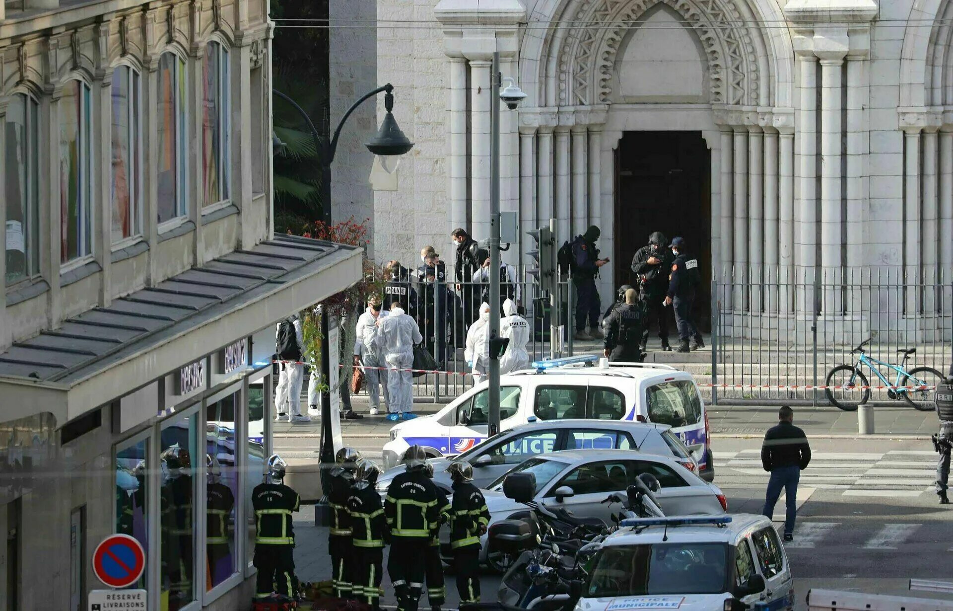 Теракт в франции. 29 Октября в Ницце. Теракт в Ницце 2016 террорист.