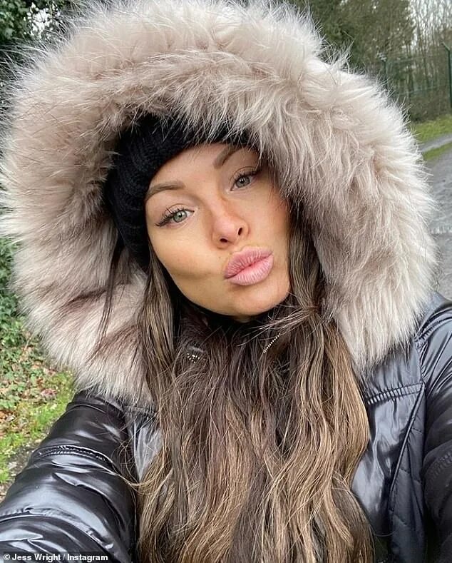 Jessica told me. Джессика райт. jessica wright. jess wright.
