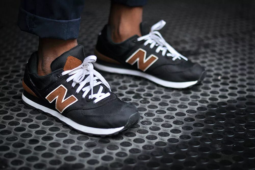 Костюм new balance. New Balance 2019. Уильям Райли New Balance. New Balance тракстер. New Balance Trackster 1960.