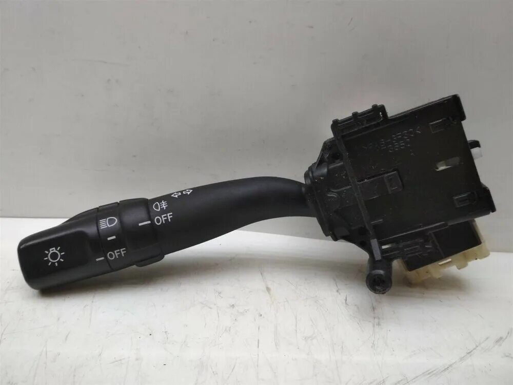 8414005100 Переключатель поворотов подрулевой toyota Avensis (T250) 2003-2008 ку