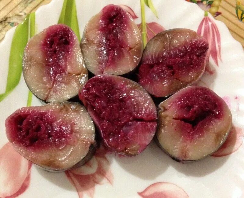 Капуста пилюска. Капуста пилюска краснокочанная. Солонина в бочках. Капуста маринованная по-грузински. Капуста соленая со свеклой.