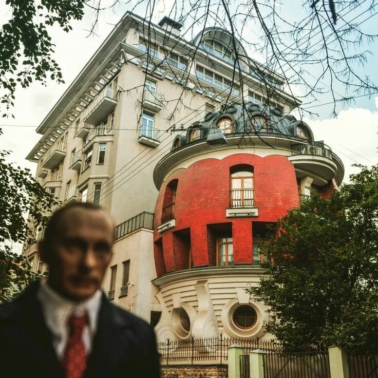 Легендарный московский дом-яйцо продают за 393 млн рублей Яндекс Недвижимость Дз