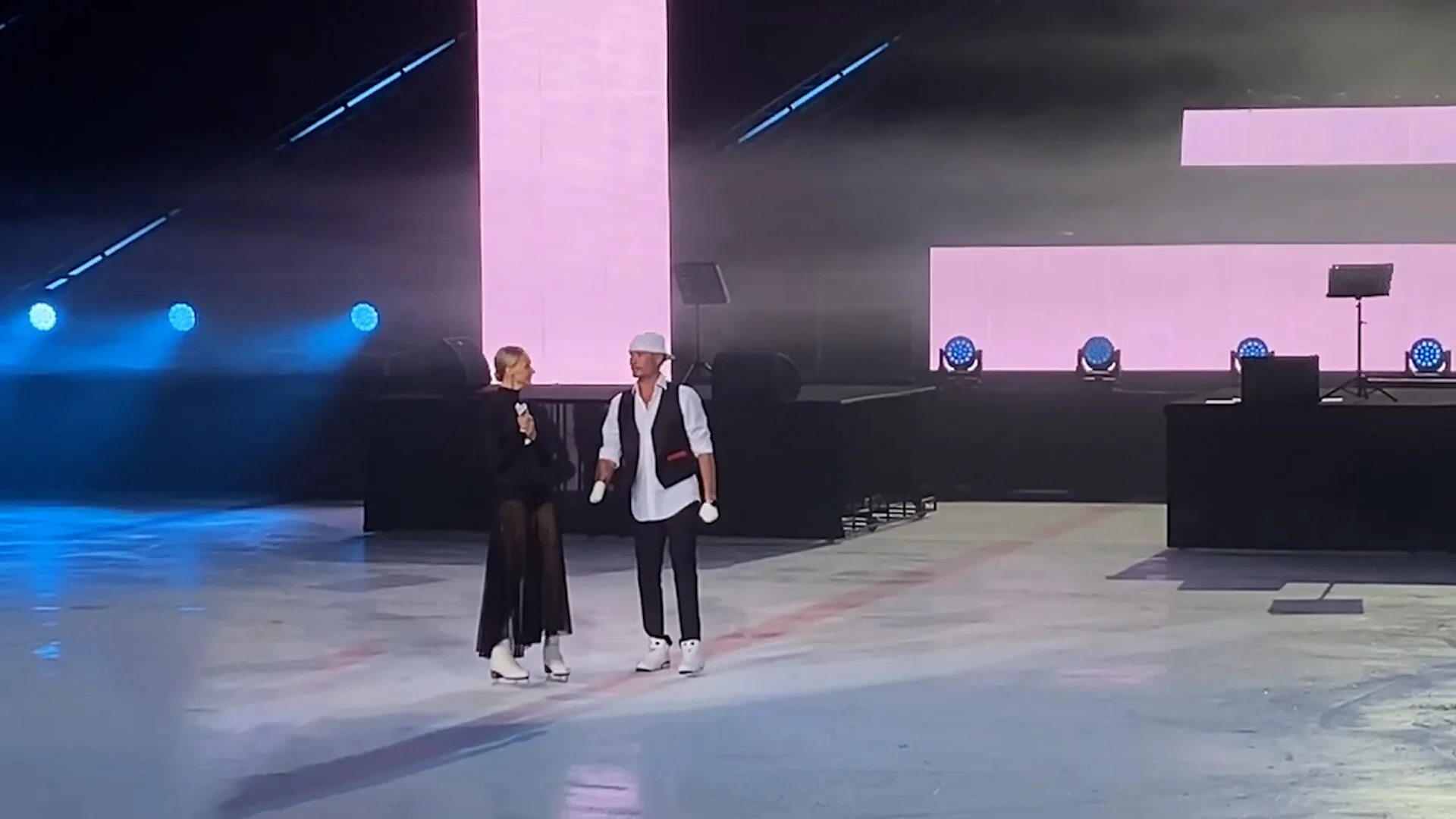 Костомаров первый выход на лед. Костомаров первый выход на лед. Костомаров первый выход на лед. Костомаров первый выход на лед. Костомаров первый выход на лед.