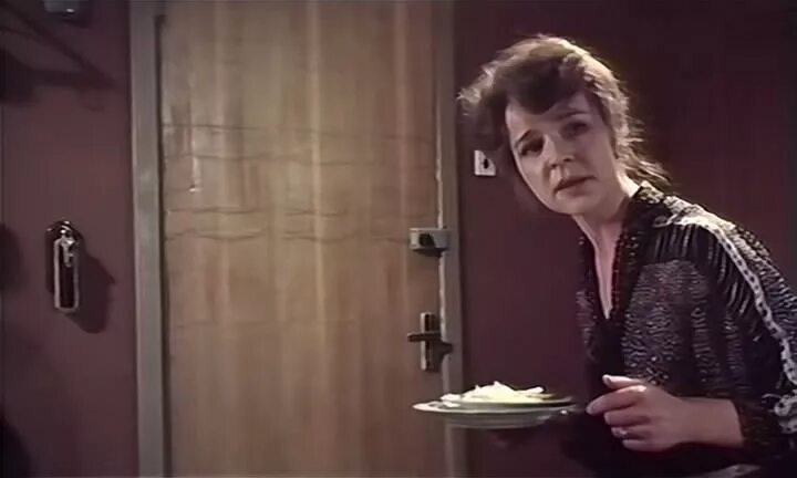 марина левтова. ещё люблю ещё надеюсь фильм 1985. все еще люблю демина 201. рита гладунко в нофелет. я еще люблю тебя.