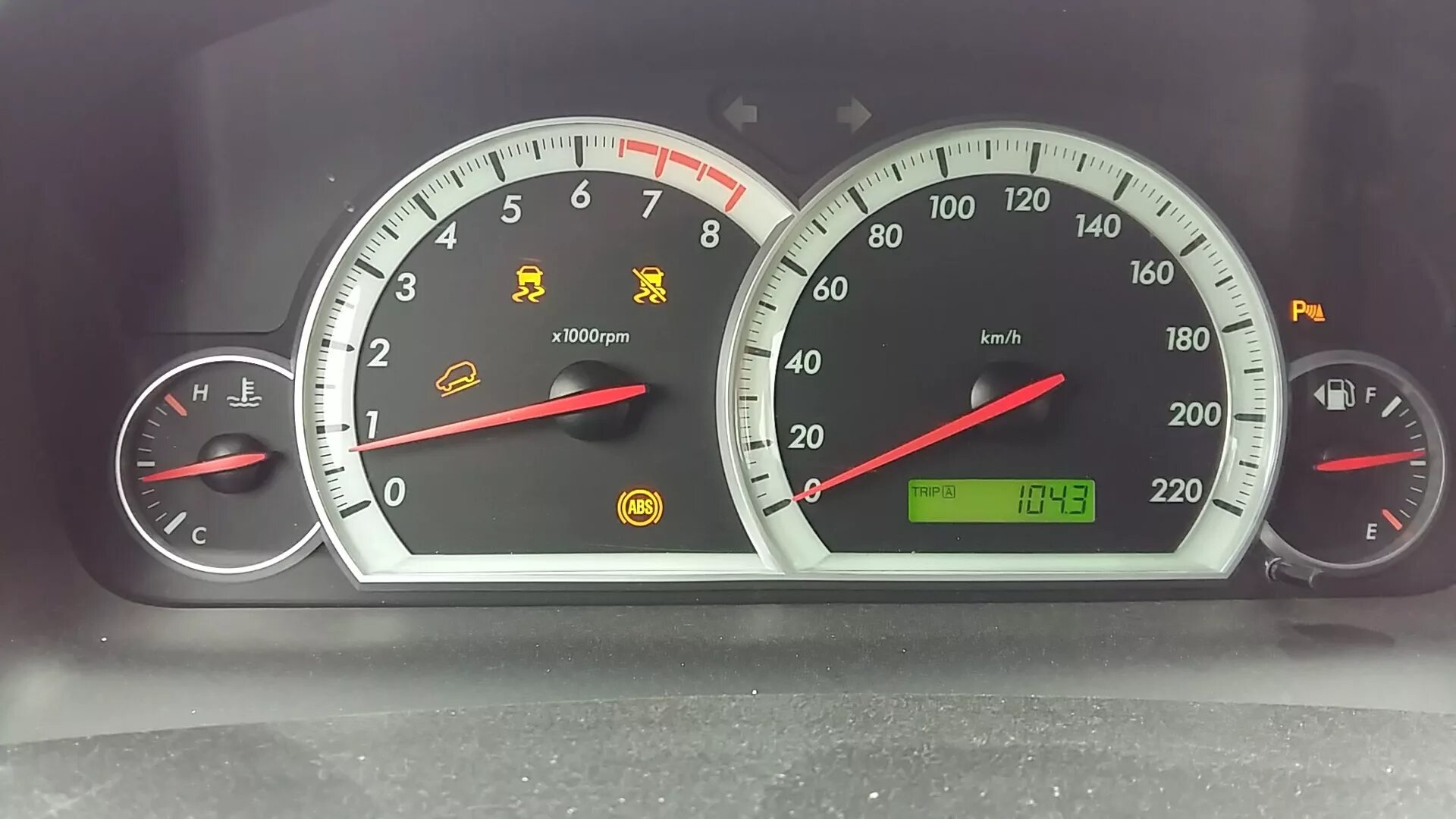 Приборная панель chevrolet epica. 4. Панель приборов шевроле каптива с140. Значки панели шевроле каптива. Шевроле круз пересвет панели приборов.