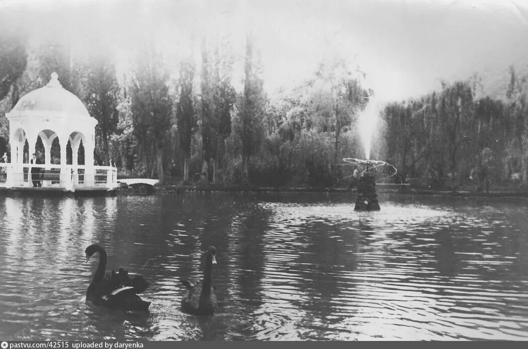 Вид на Голицынскую набережную - Retro photos
