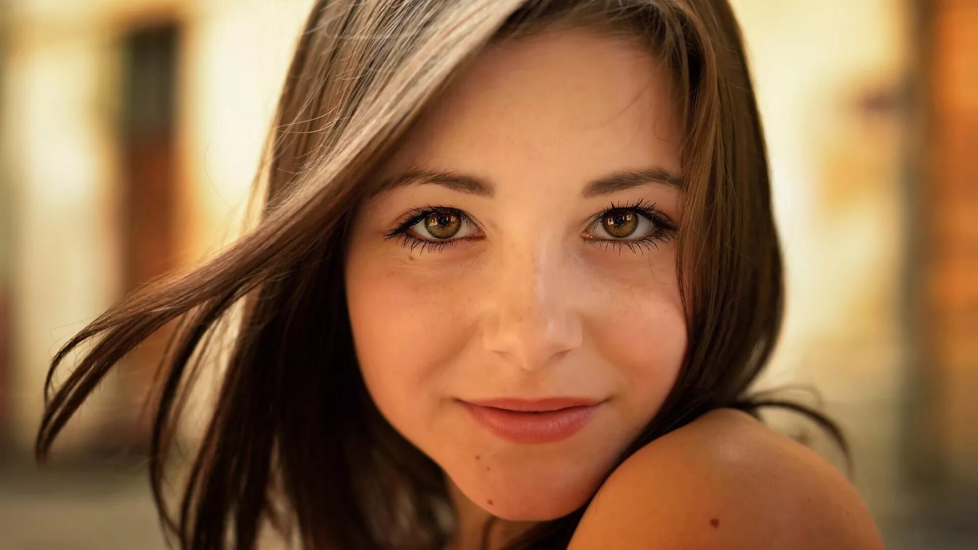 Виктория расселл. Dana kareglazaya отчество. Милая девушка. Скромная улыбка. Dana kareglazaya в 2015.