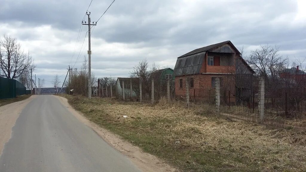 Калиновские выселки. Калиновские Выселки Серпуховский район. Г.Серпухов Калиновские Выселки СНТ Луч 2. Родники Серпуховский район. Город Серпухов Калиновские Выселки.