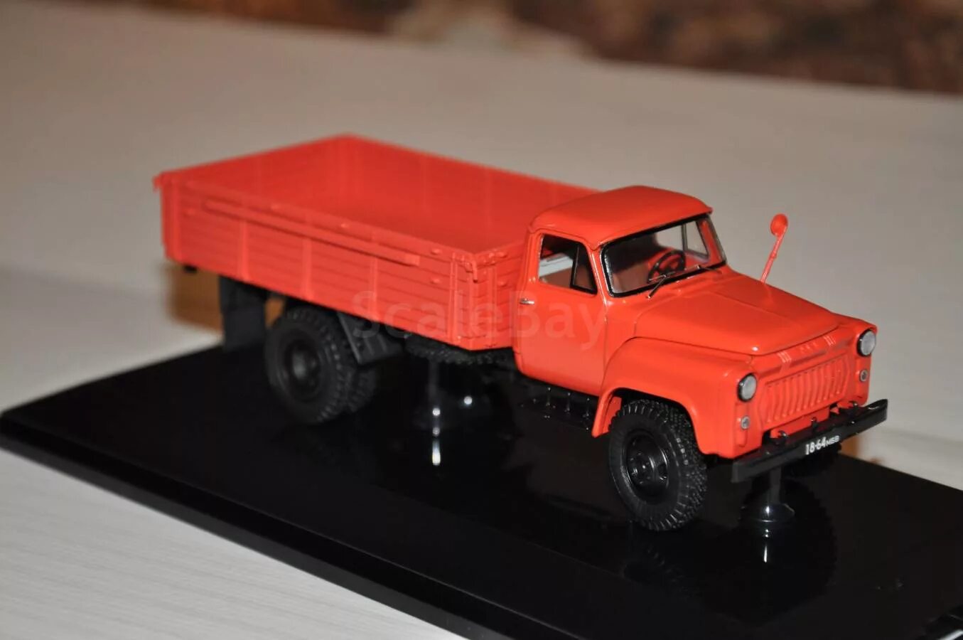 Dip models scalebay. Газ-53ф dip models. газ 53 ф дип. газ 53 ф модель. газ 53ф аварийная dip models 1:43.