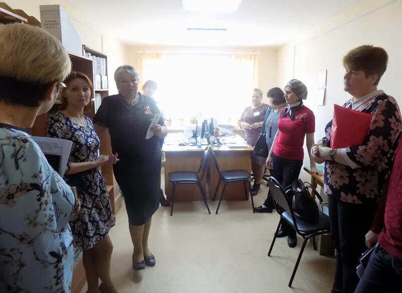 социальная защита г зея. ломоносова 8 североморск соцзащита. соцзащита североморск сайт. люди нуждающиеся в соц защите. соцзащита североморск сайт.