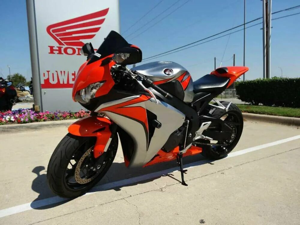 Honda cbr 1000 ra. Honda cbr 350. Honda cbr 1000 ra. Honda 1000rr fireblade 2010. Хонда сбр 400 р.