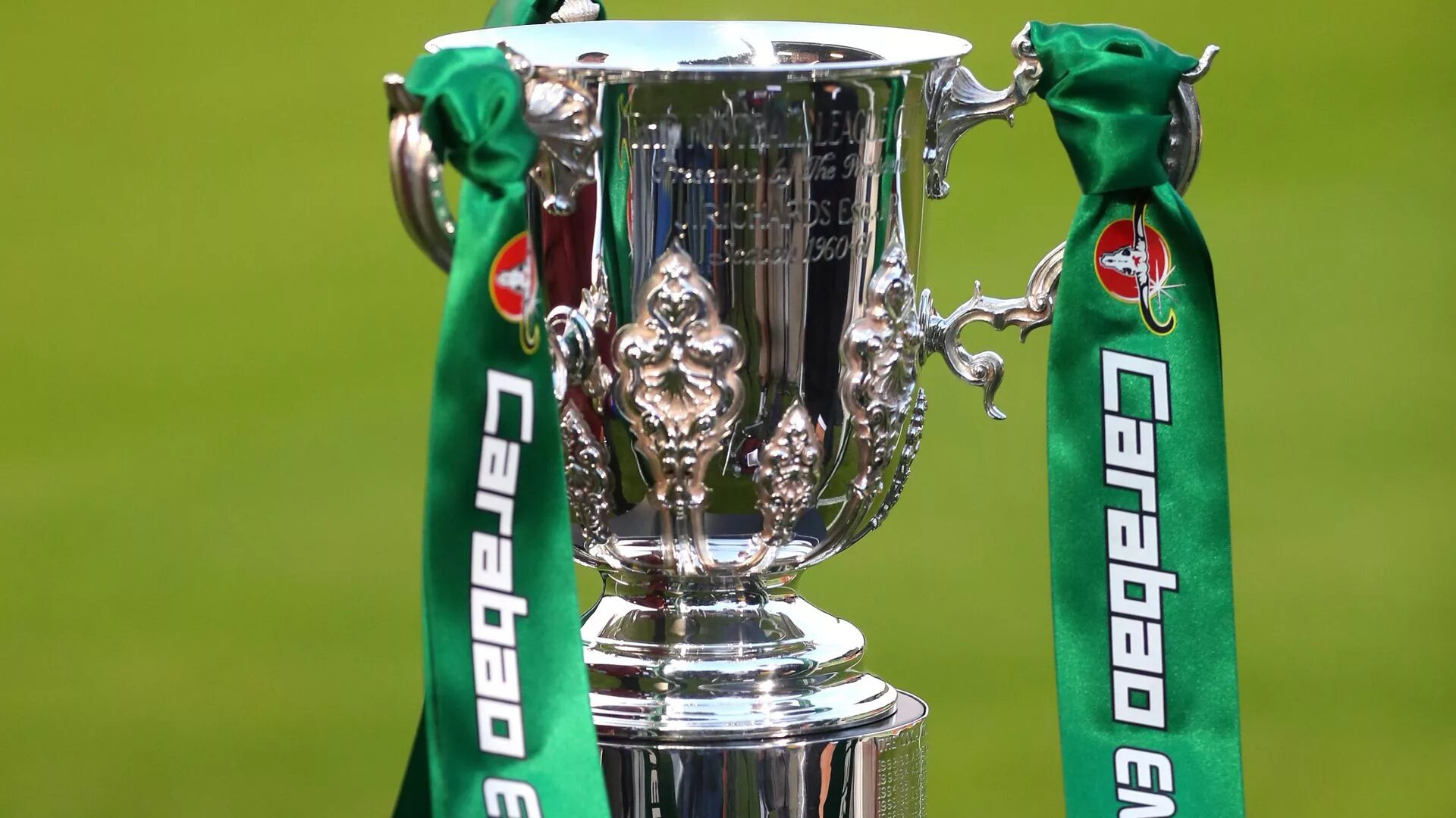 Футбол кубки английский. Кубок Карабао в Англии. Carabao Cup Кубок. Carabao Cup трофей.