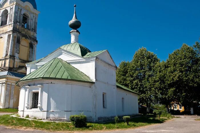 Церковь знамения пресвятой богородицы суздаль. Знаменская церковь суздаль. Знаменская церковь суздаль. Церковь знамения на мжаре суздаль. Ризположенская церковь.