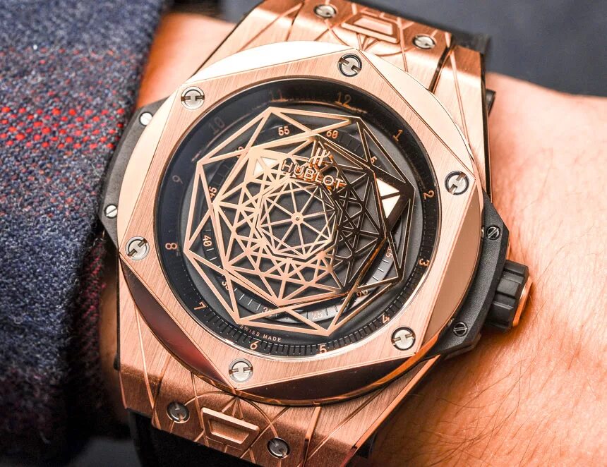 Hublot октагон. Hublot big Bang женские часы. Хублот Биг Бен. Хублот Триангл.