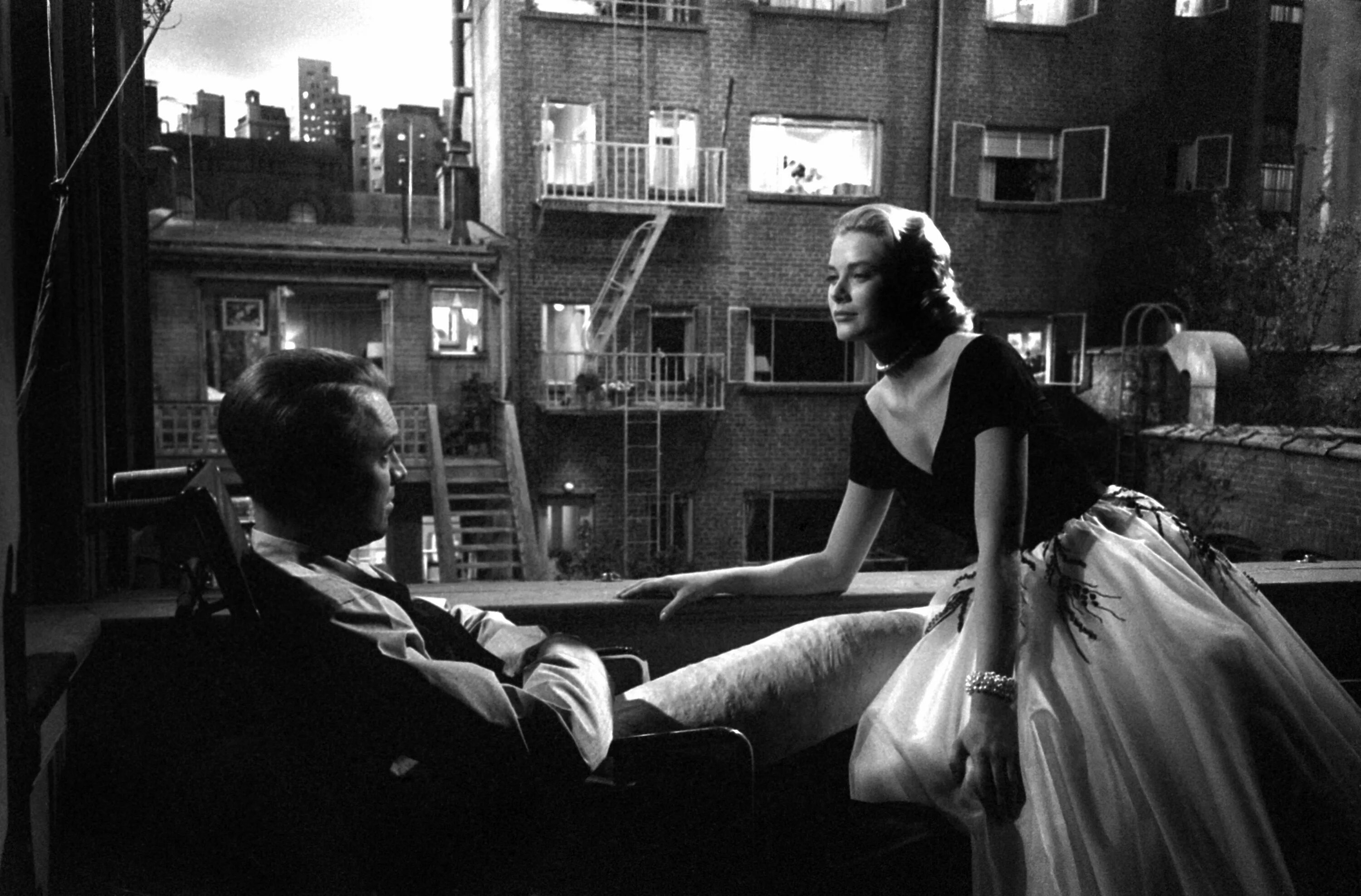 Окно во двор (1954)