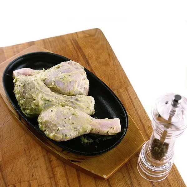 голень куриная в маринаде. курица в медово чесночном соусе. куриные ножки в маринаде. маринад для курицы. курица в чесночно майонезном маринаде.