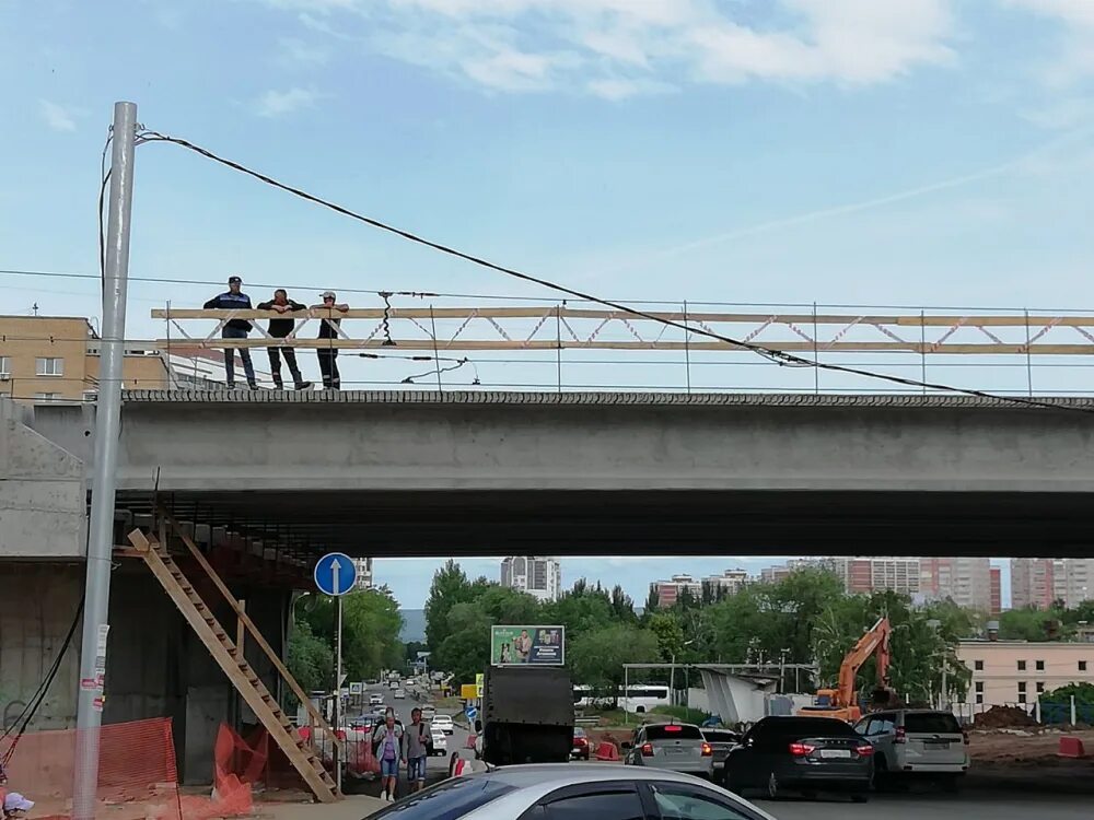 Мост на Советской армии Самара. Автодорожный мост Самара. Мост по Ново садовой Самара. Автомобильный мост.