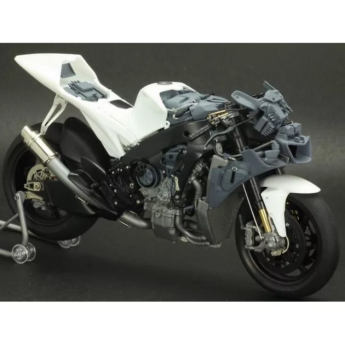 Tamiya мотоцикл Yamaha yzr500 Taira Version, 1/12, сборная модель. Сборная модель мотоцикла Yamaha YZR-m1. Тамия байкер 1:12. Модель мотоцикла Ямаха 1/12.