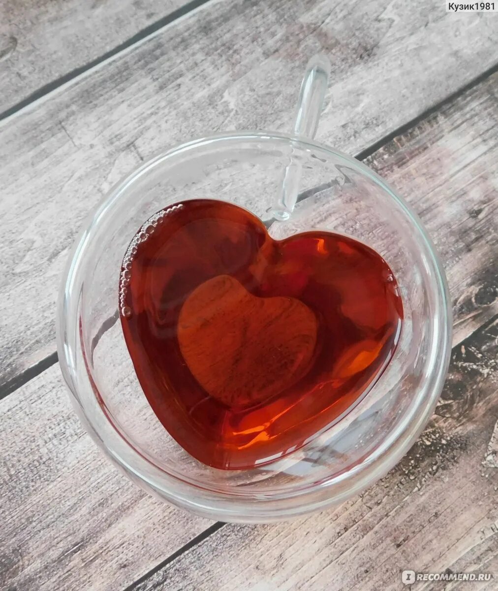 Стеклянная кружка с сердечком. Чашка сердце. Сердце ньюборн деревянный реквизит. Сердечная чаша. Стеклянная кружка с двойными стенками.