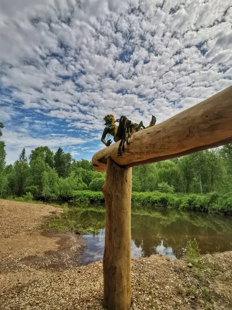 Парк лес чудес по голоустненскому тракту. Бузулукский сосновый бор. Яр лес. Красный яр ульяновская область. Лес чудес голоустненский тракт.