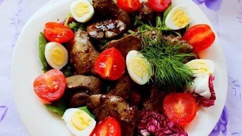 Холодная закуска из куриной печени с гарниром