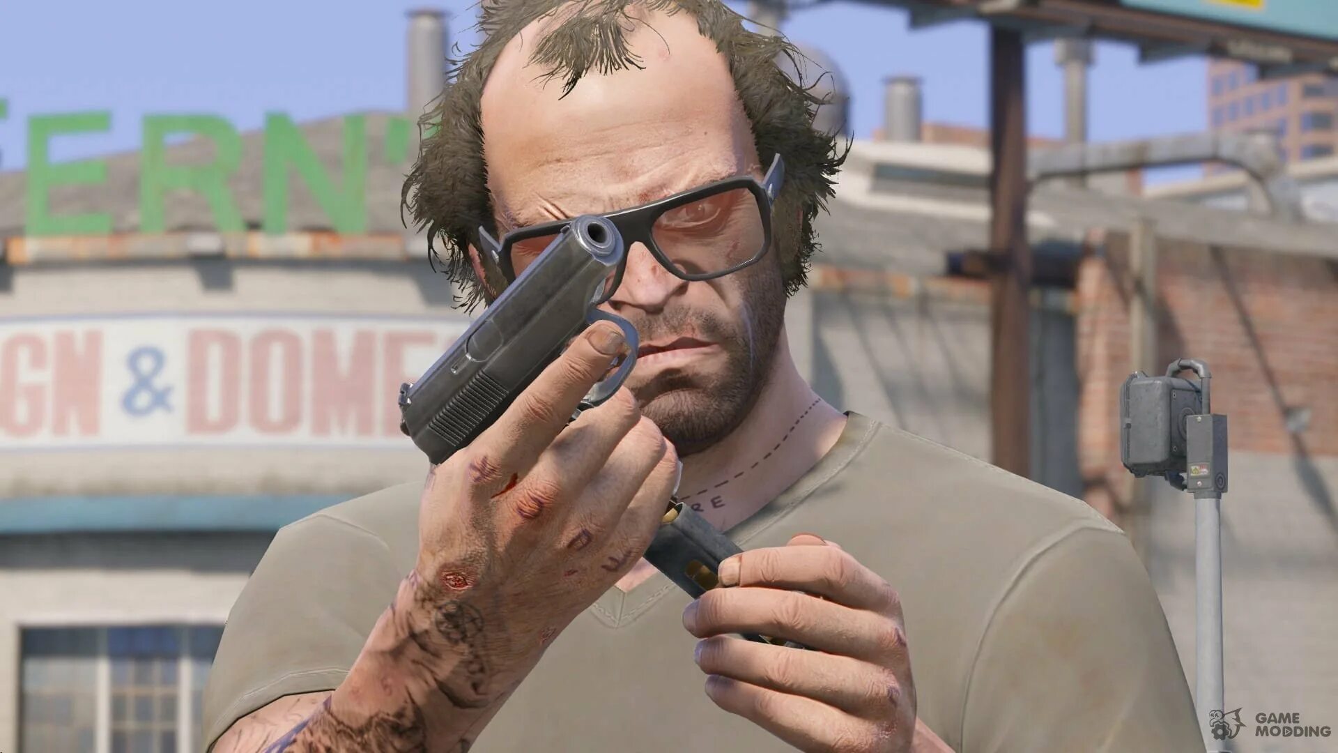 Реалистичные звуки гта 5. Револьвер GTA 5. Revolver ГТА 5. Пистоль в ГТА 5.