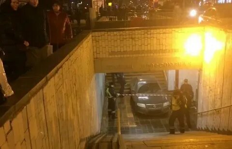 Девушка из грузии упала в подземный переход