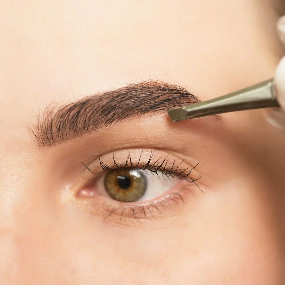 Brows ru. Окрашивание бровей. Коррекция бровей. Коррекция и окрашивание бровей. Покраска бровей.