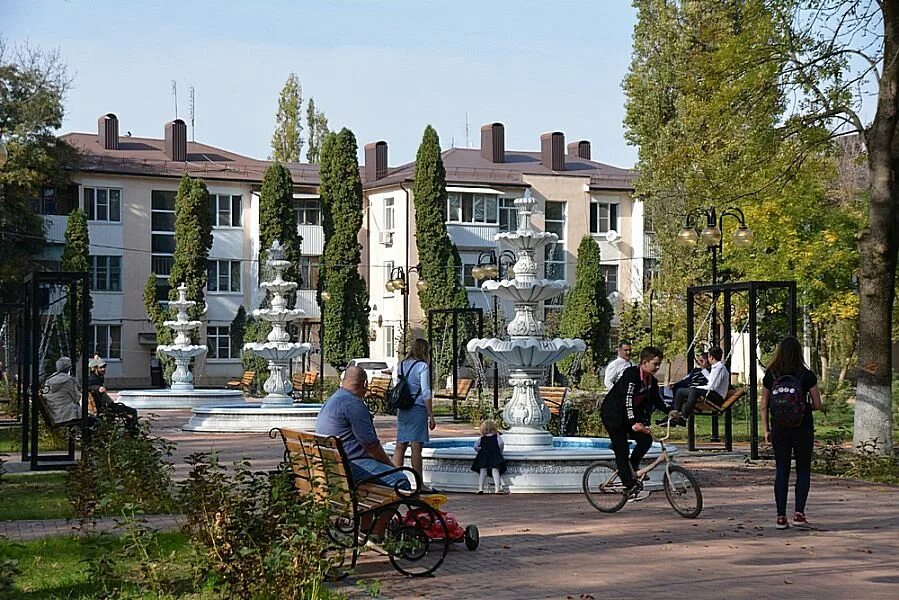 Мигаловская набережная тверь фото. Современное озеленение городов. Новая мигаловская набережная тверь. Пешеходный бульвар. Благоустройство городской среды.