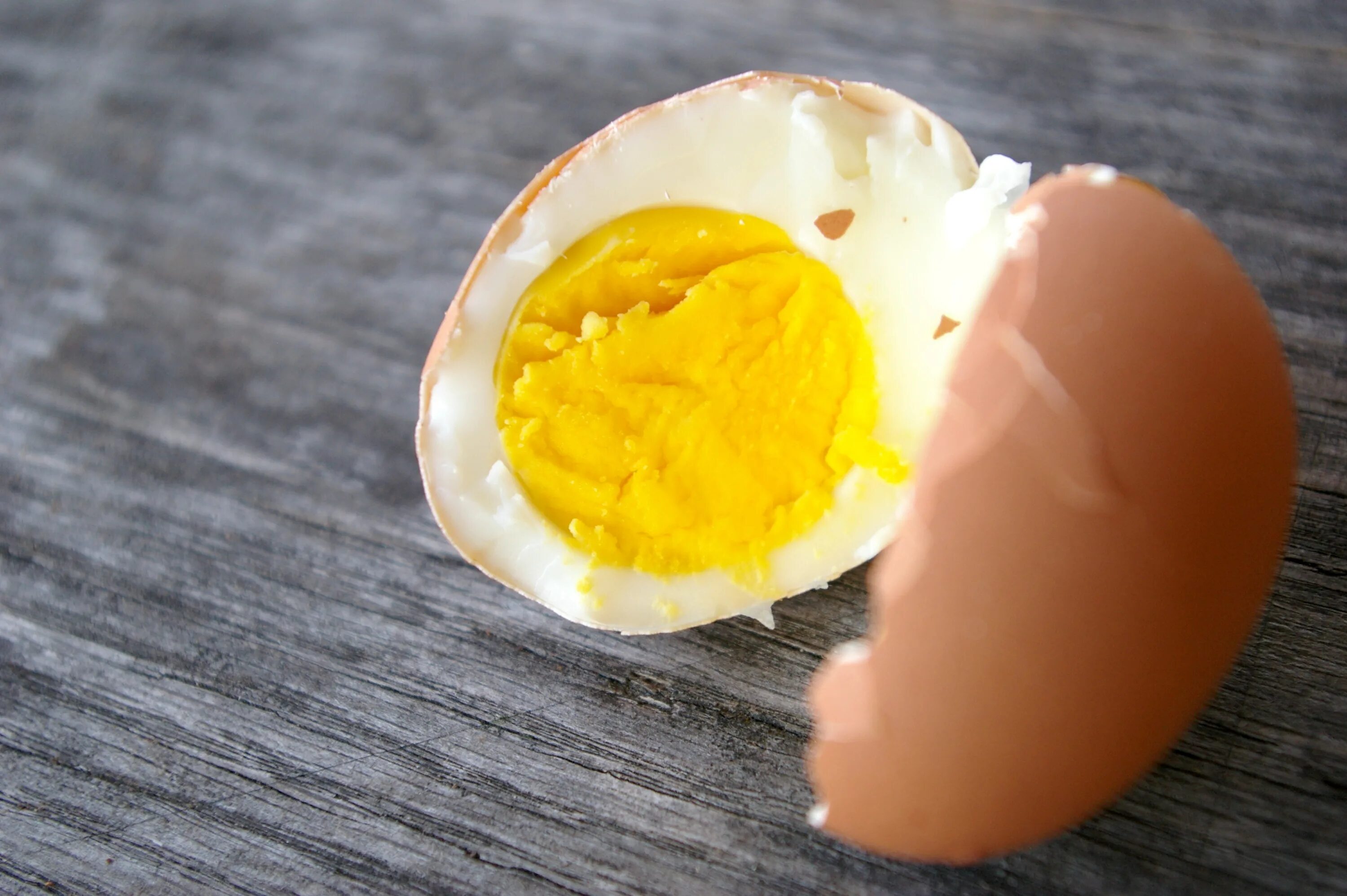 Белок яйца. Белок куриного яйца. Яичный желток. Белок и желток в яйце.