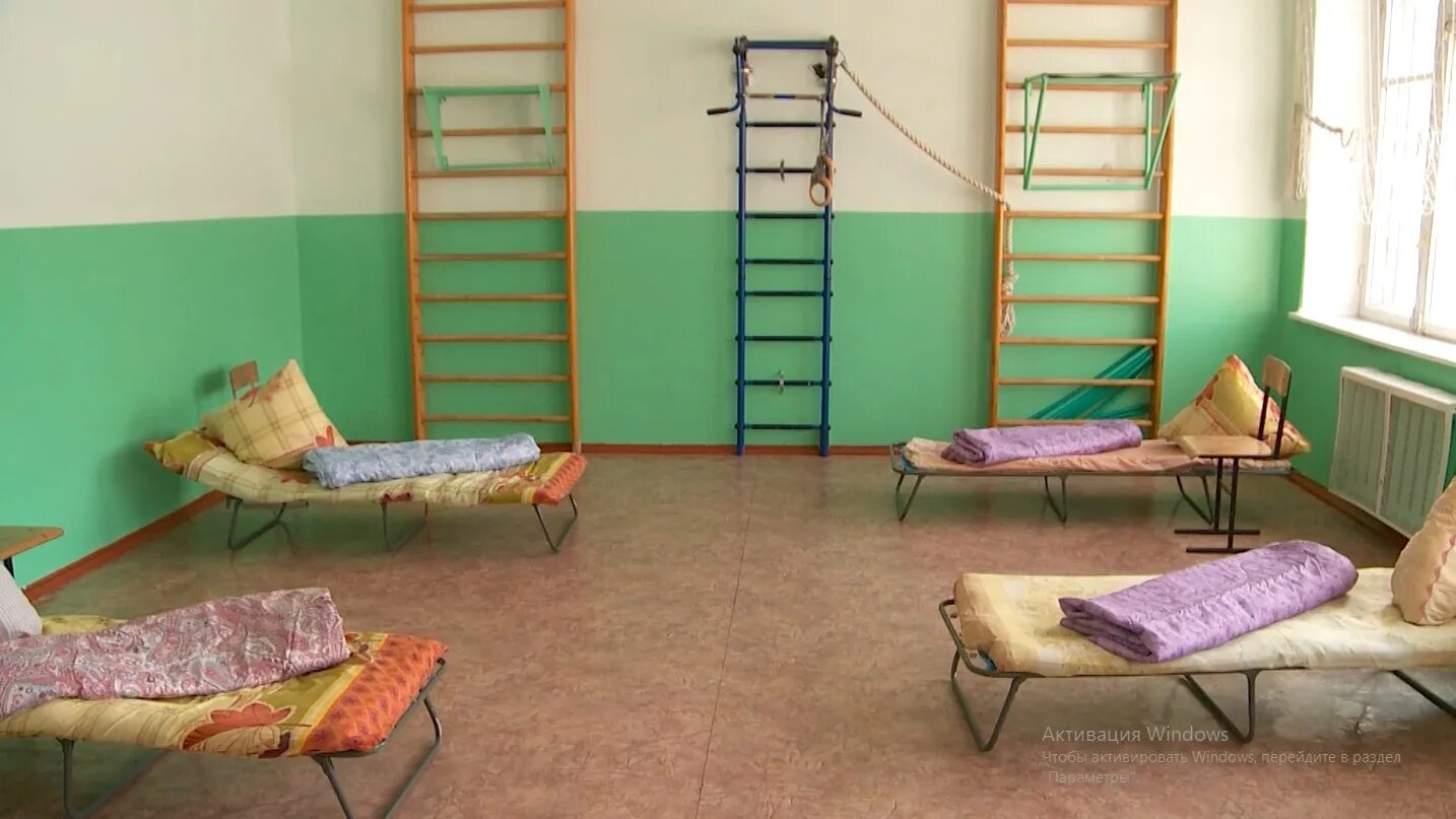 Зона временного размещения. Пункты временного размещения пострадавших при чс. Беженцы из крыма. Пвр пункт временного размещения. Люди в пунктах временного размещения.