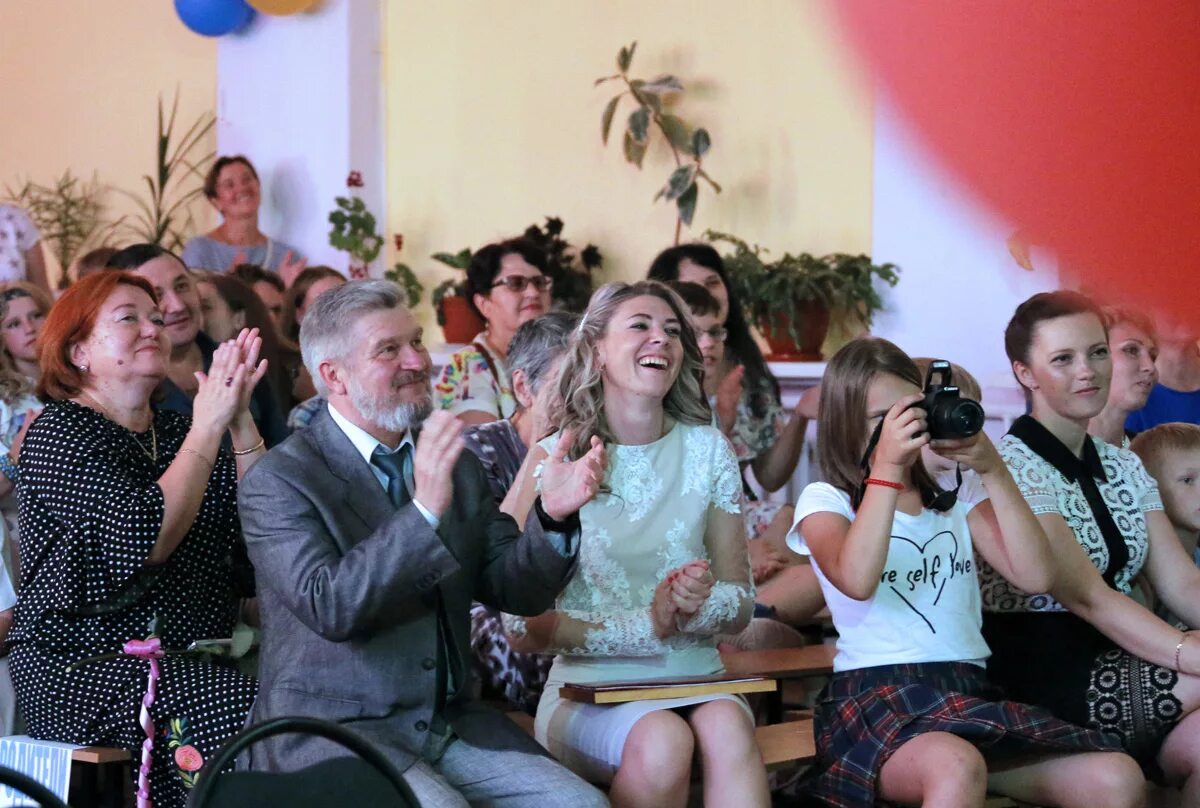 Шварцевский центр образования. Посёлок шварцевский тульская область школа. Шварцевский центр образования учителя. Шварцевский центр образования. Посёлок шварцевский тульская область.