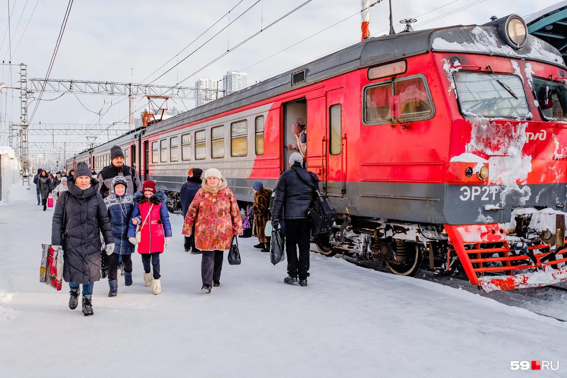 Электричка Пермь. Городская электричка Пермь. Городская электричка фото Пермь. Шлепа Пермь электропоезд. Электричка пермь 1 молодежная сегодня