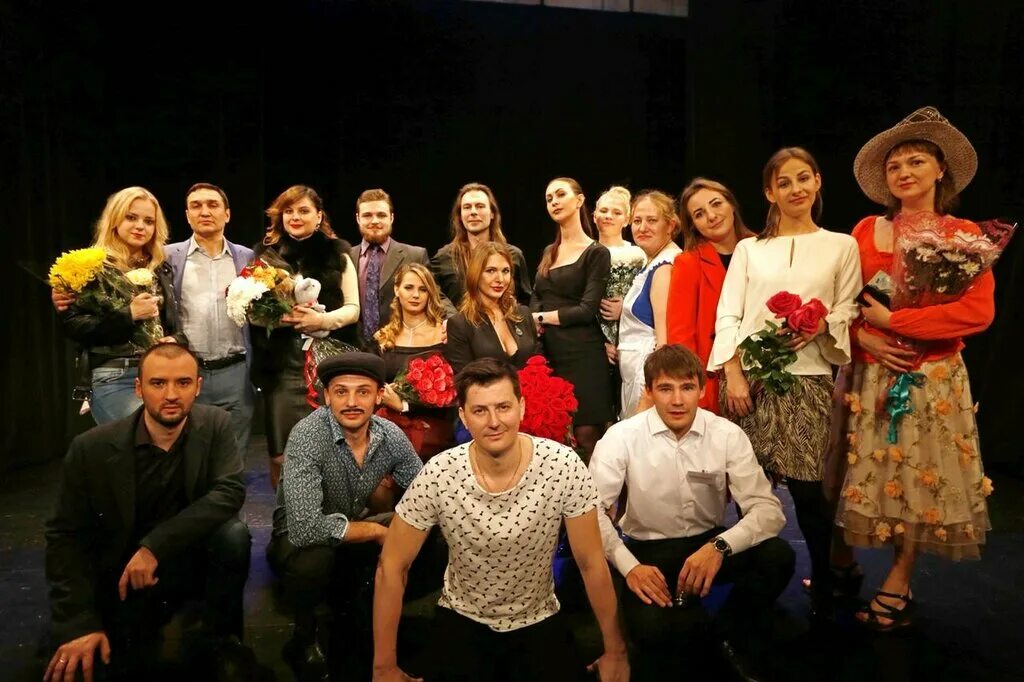 Театральная студия лого. Театр студия отражение. Театр студия отражение. Отражение театральная студия москва. Отражение театральная студия.