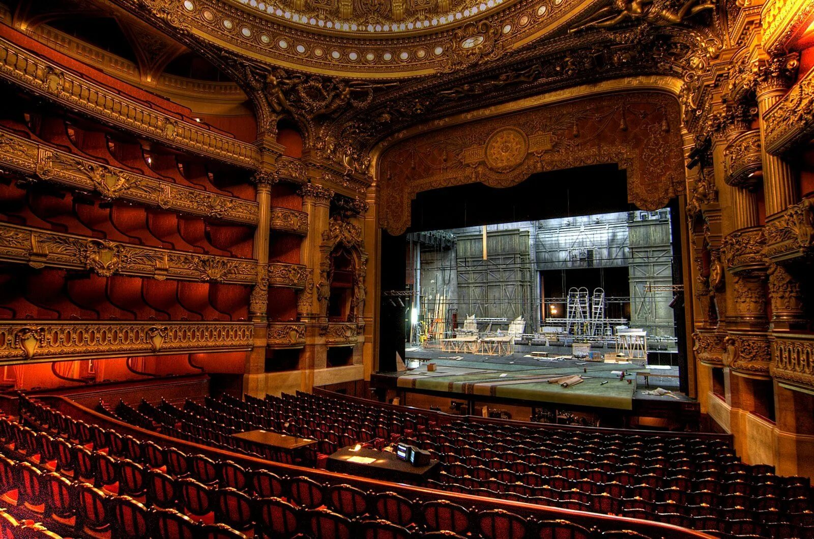 l'opera paris Visite de l’Opéra Garnier avec les familles des Amandiers Opéra, O