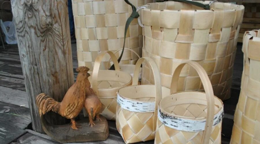 Корзина из дранки. Корзина из щепы. Корзины из сосновой дранки. Корзина из дранки. Корзина сосновой дранки.