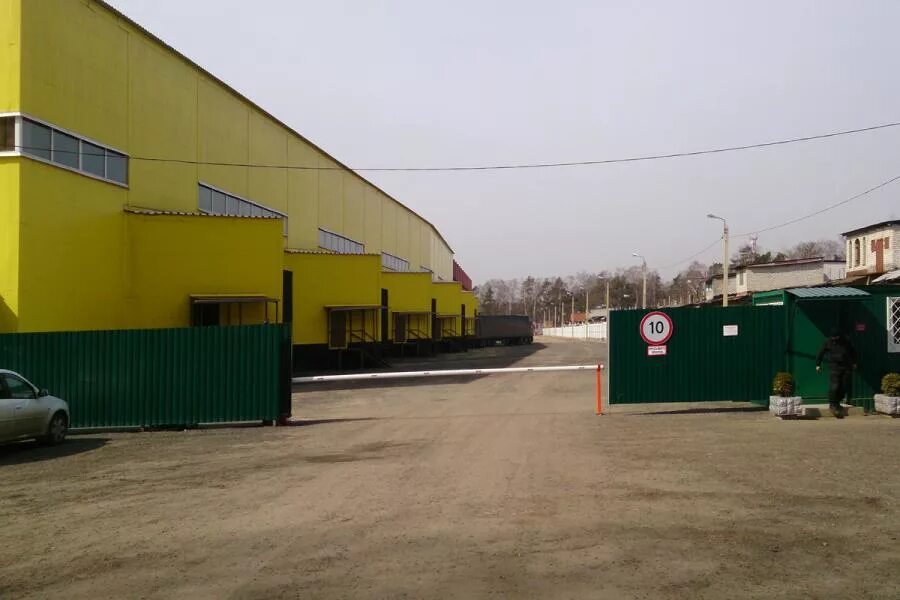 ящик утконос. зел склад. зелёные склады в домодедово. склады в зеленом на горьковке. зеленый склад внутри.