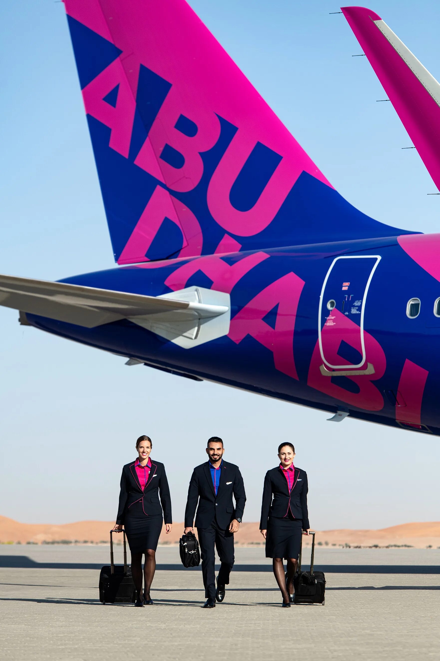 Wizz Air Abu Dhabi. Wizz Air самолеты. 5w7014 Wizz Air. Wizz Air Abu Dhabi 5w7088. Авиакомпания wizzair